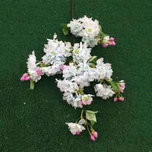 Kezdőlap Esküvői dekoratív cseresznyevirágok